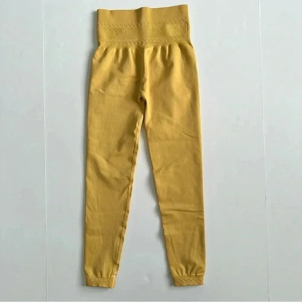 Gymshark‎ Studio Leggings Yellow Small